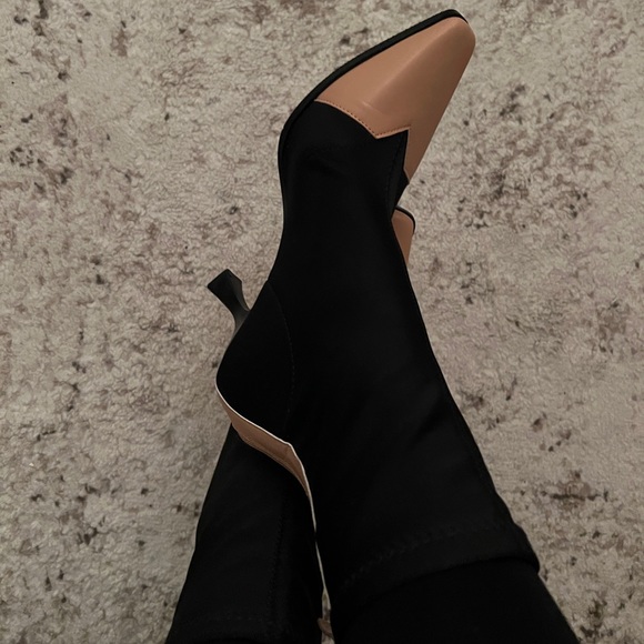 Tan and Black bootie - Picture 3 of 5